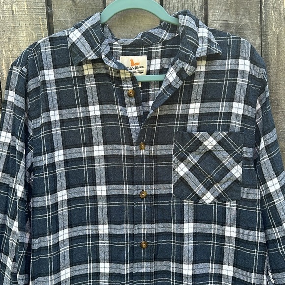 Men’s Field & Stream Flannel Button Down size Small Blue/White - Picture 2 of 7
